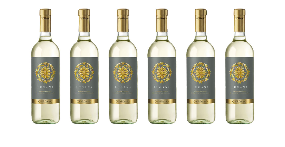 Lugana - Doc-weißweine Von Den Ufern Des Gardasees. Der Lugana Präsentiert Sich Als Wein Mit Duftigen Akzenten, Der In Der Nase Zarte Blumige Noten Und Im Abgang Ein Leichtes Mandelaroma Aufweist. Der Geschmack Ist Frisch, Weich Und Harmonisch, Perfekt Zu