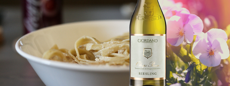 Riesling Oltrep Pavese e tagliatelle Alfredo